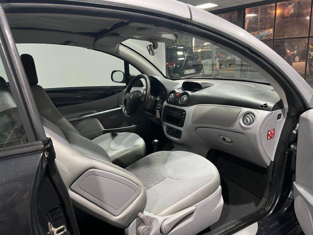 CITROEN C3 Pluriel 1.4 HDi 70CV