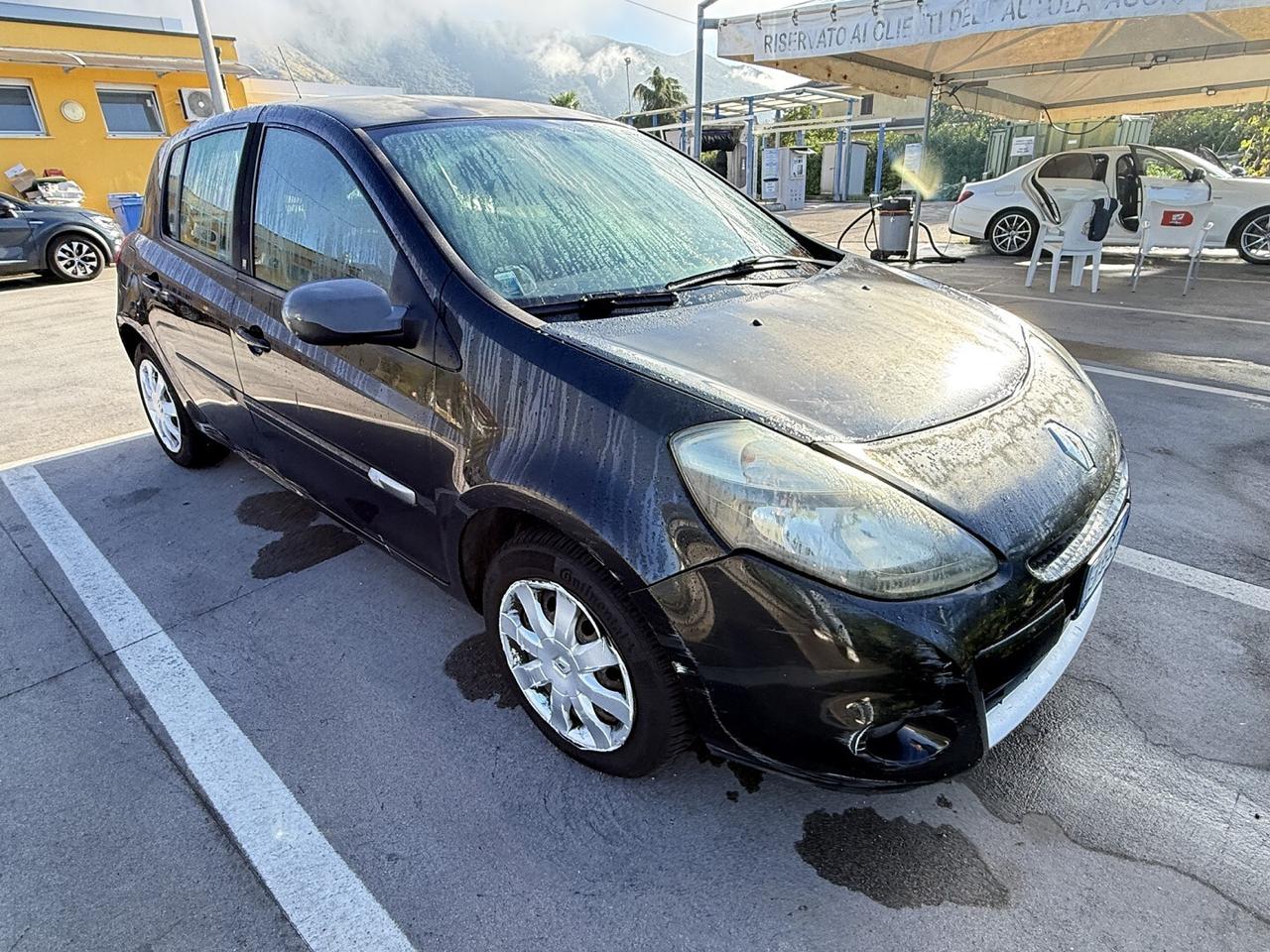 RENAULT CLIO 3 SERIE 1.5 DCI ADATTA NEIOPATENTATI