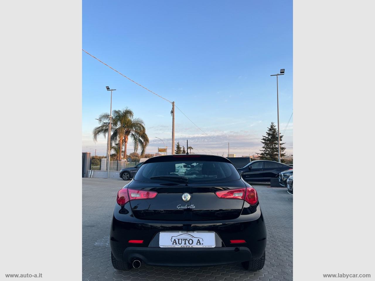 ALFA ROMEO Giulietta 1.6 JTDm-2 105 CV Distinctive