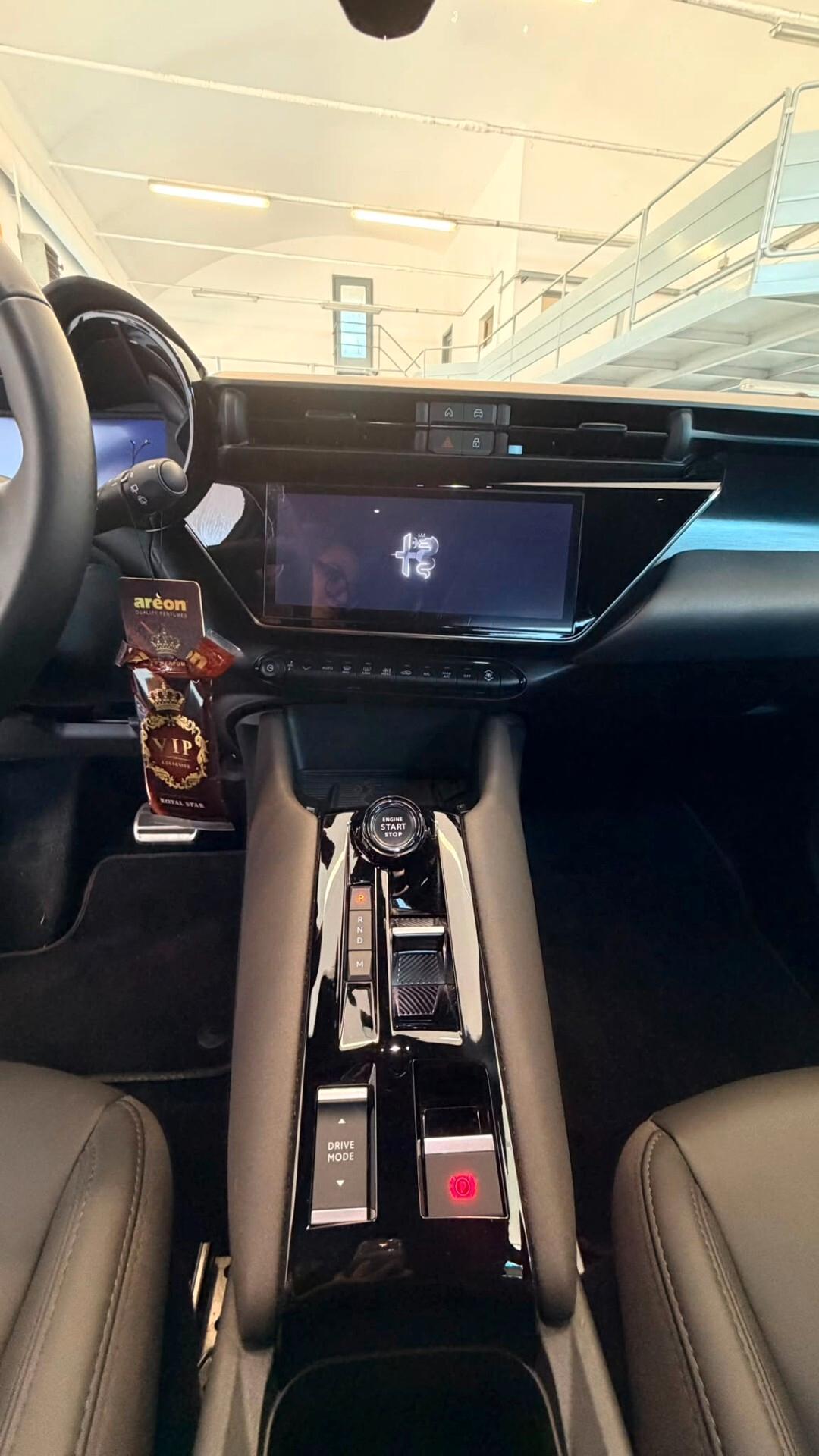 Alfa Romeo Junior 1.2 136 CV Hybrid eDCT6 Speciale