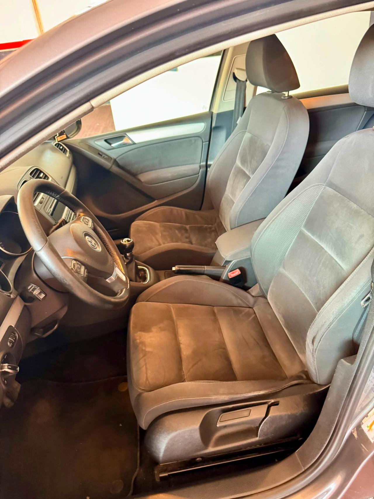 Volkswagen Golf 1.6 TDI DPF 5p. Highline