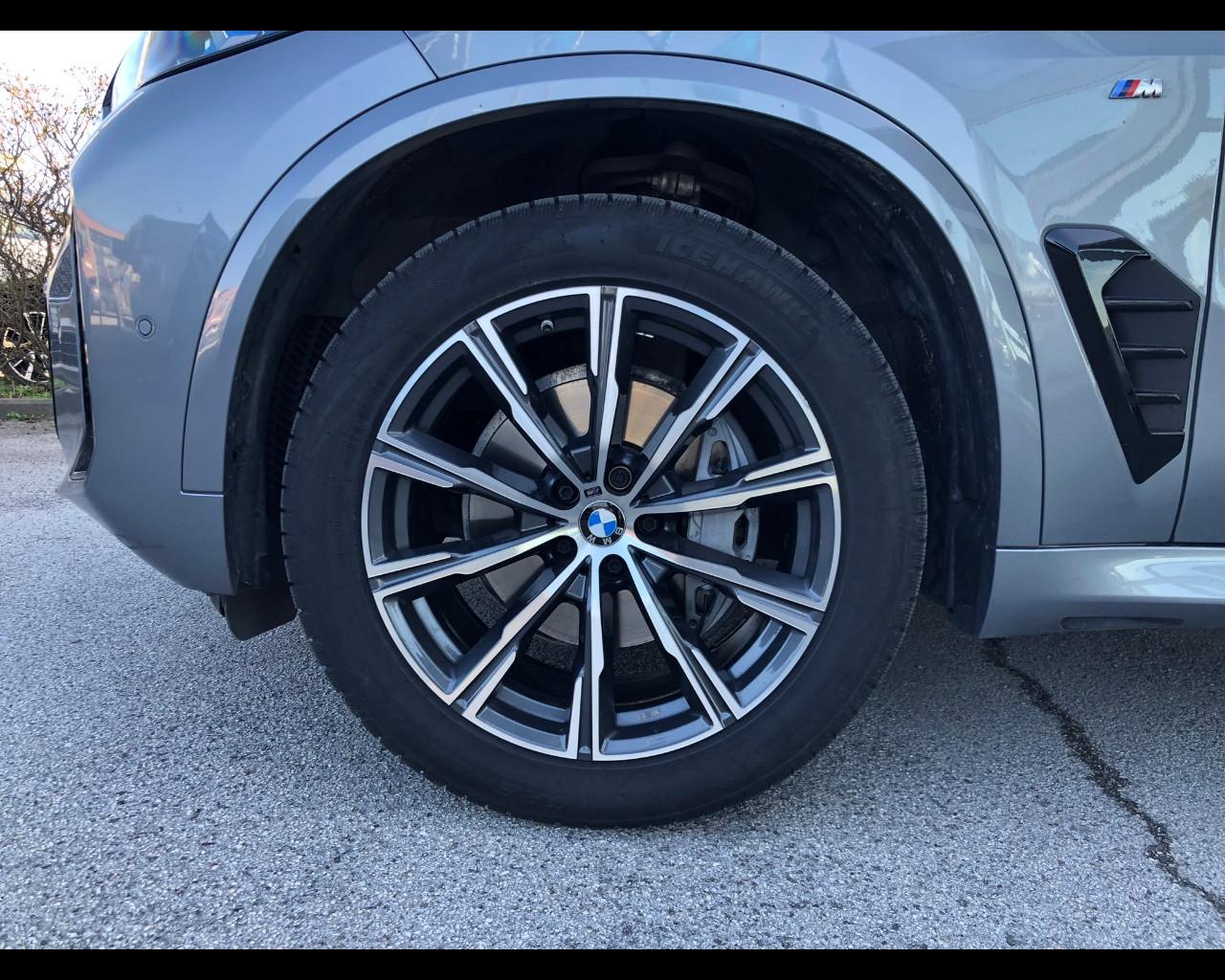 BMW X5 (G05/F95) - X5 xDrive30d 48V Msport