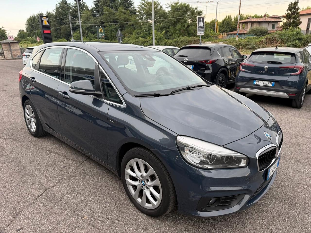 Bmw 2er Active Tourer 218d Advantage