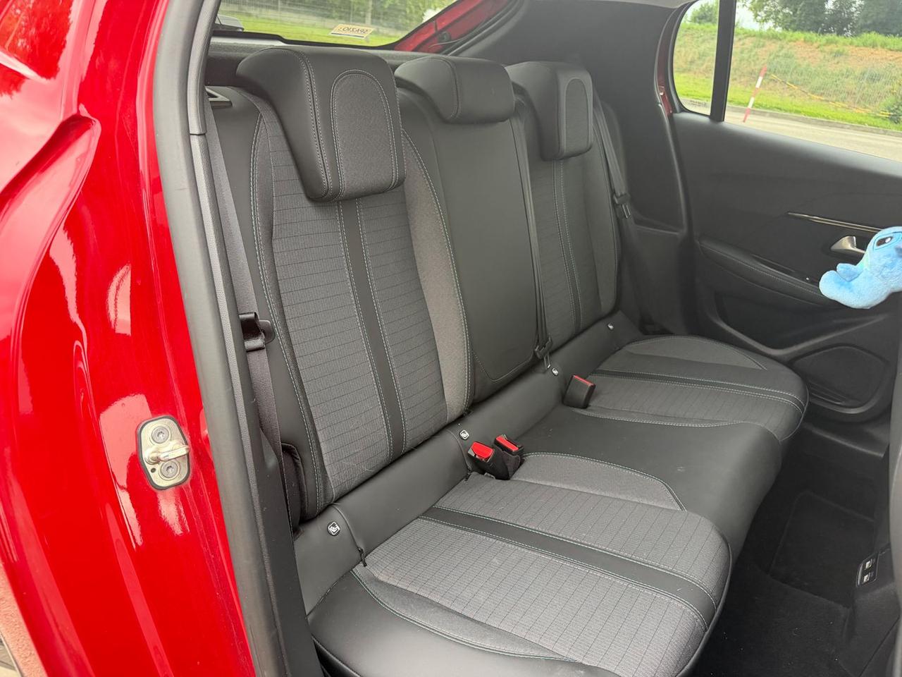 Peugeot 208 Allure Pack 1.2 PureTech 100 #11176