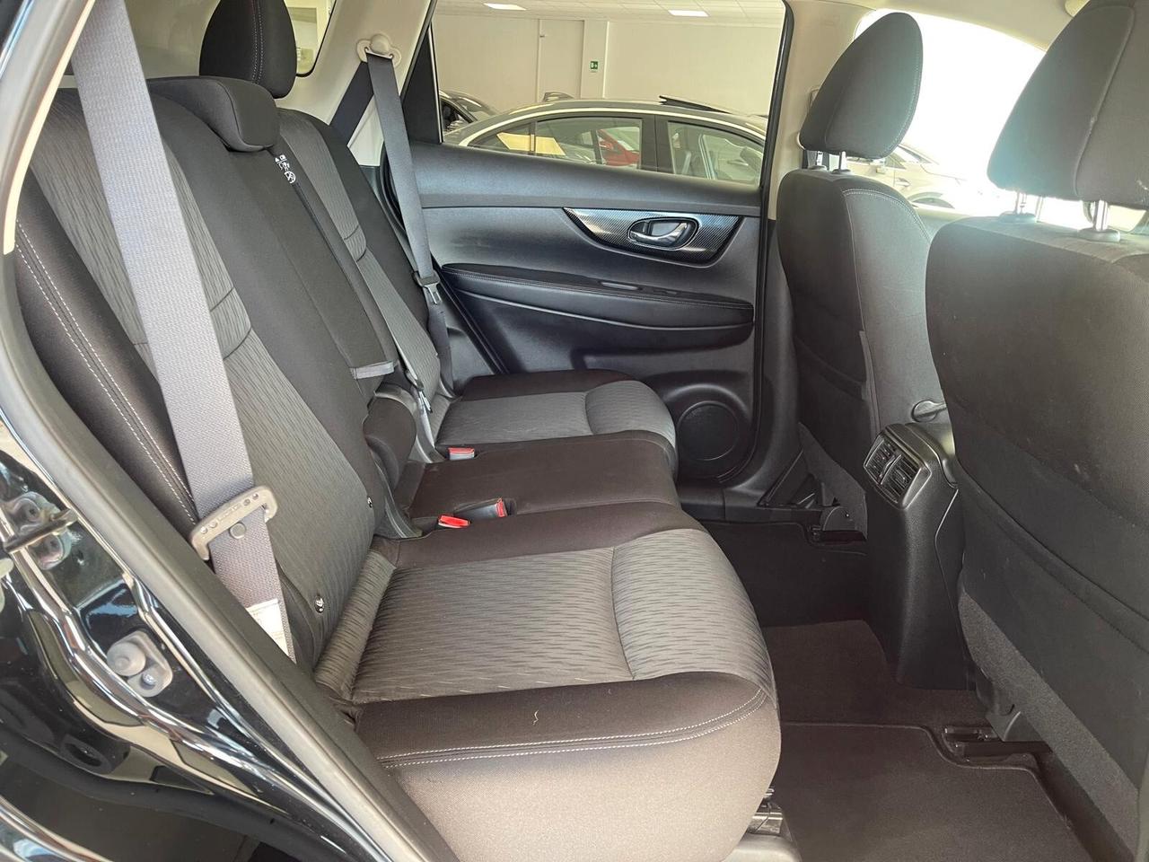 Nissan X-Trail 2.0 dCi 2WD X-Tronic N-Connecta