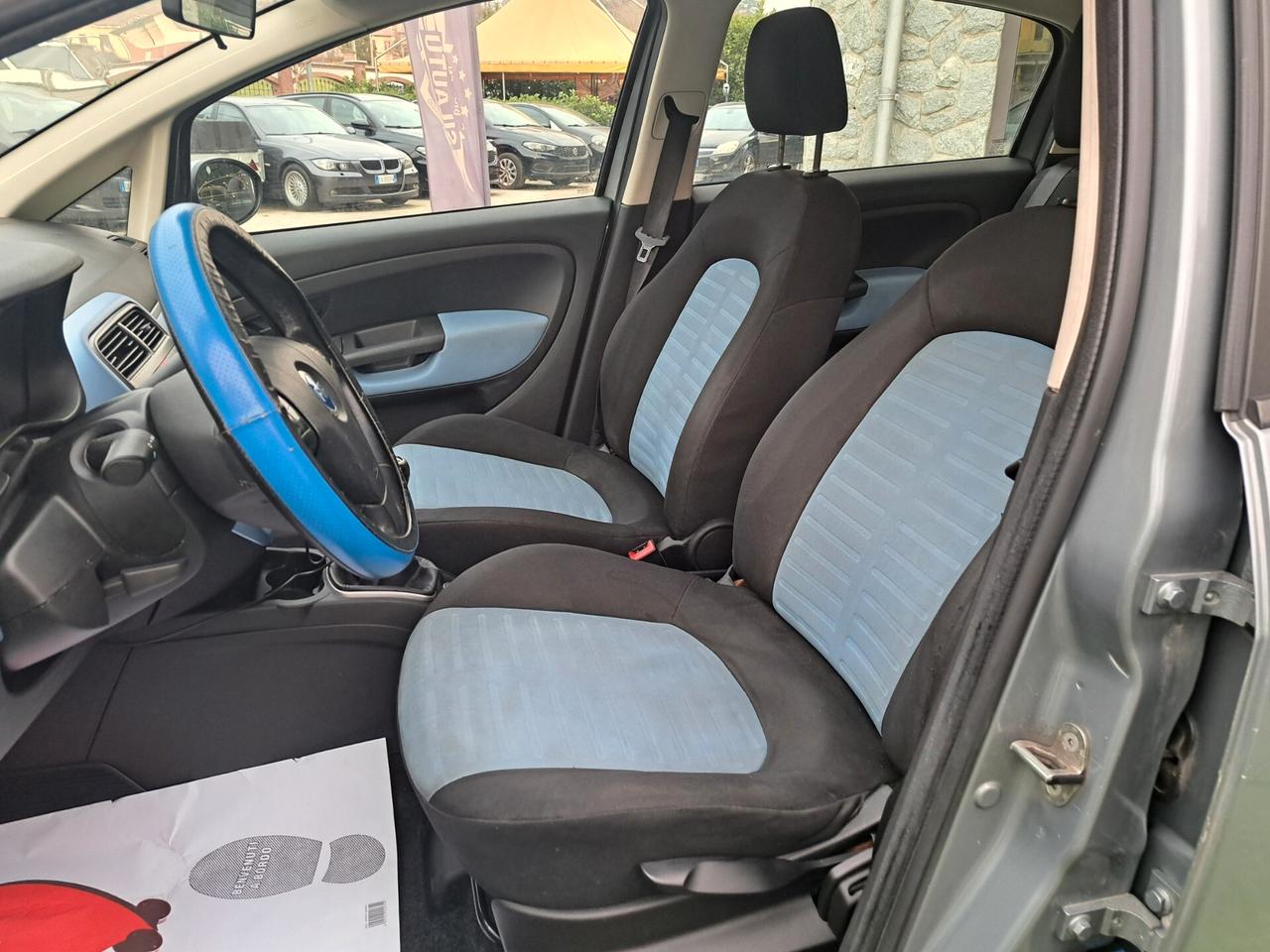 Fiat Punto 1.2 BENZ 65 CV , 5P /OK NEOPATENTATI