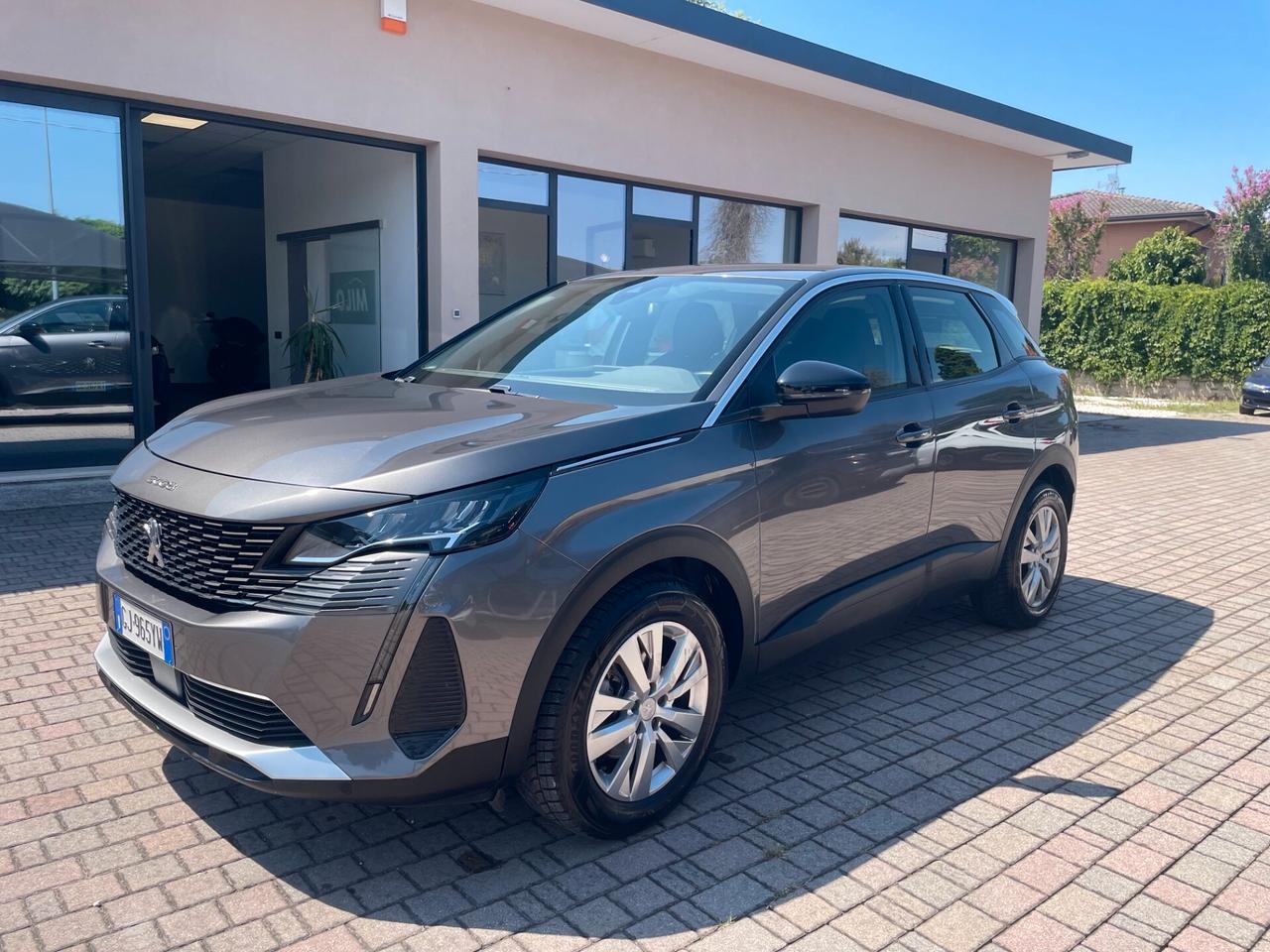 Peugeot 3008 BlueHDi 130 S&S EAT8 Active Pack