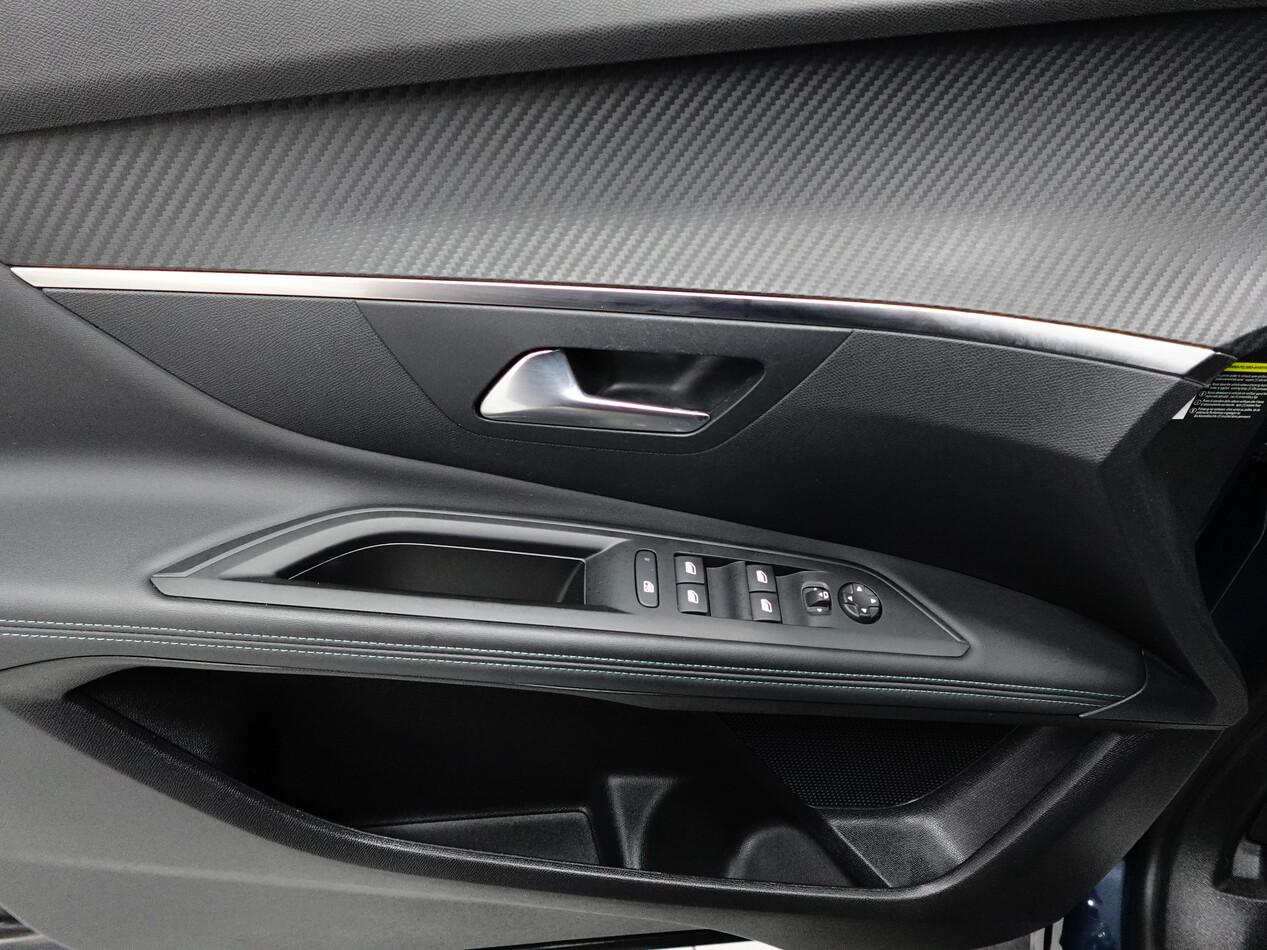 Peugeot 3008 II 1.5 BlueHDI 130 CV EAT8 ALLURE PACK