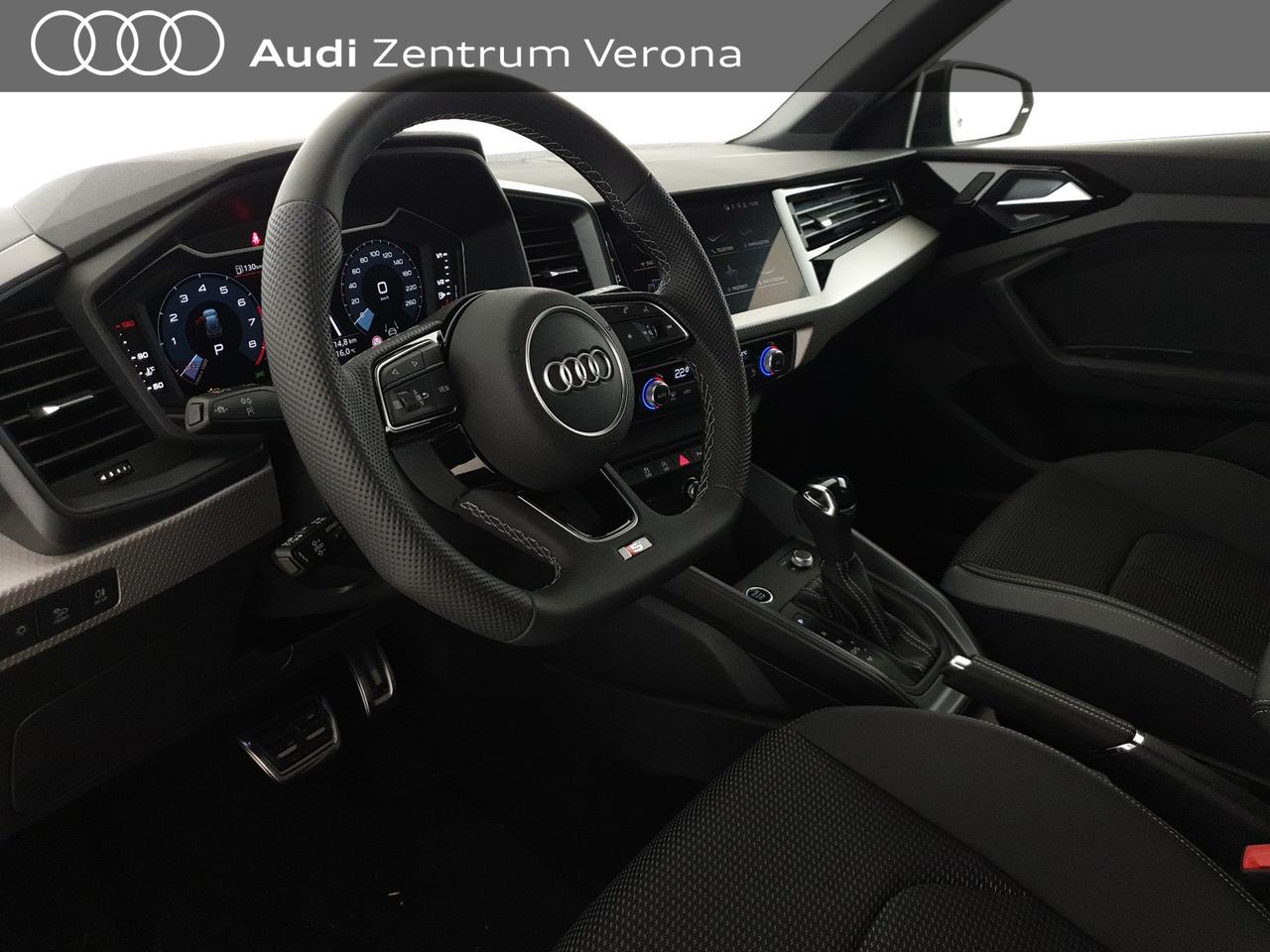 Sportback 35TFSI 150CV S tronic Identity Black