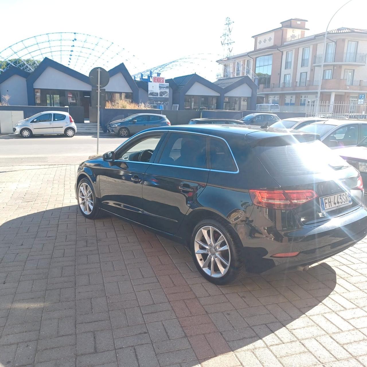 137.288KM AUDI A3 1.6 TDI AUTOMATICA EURO 6