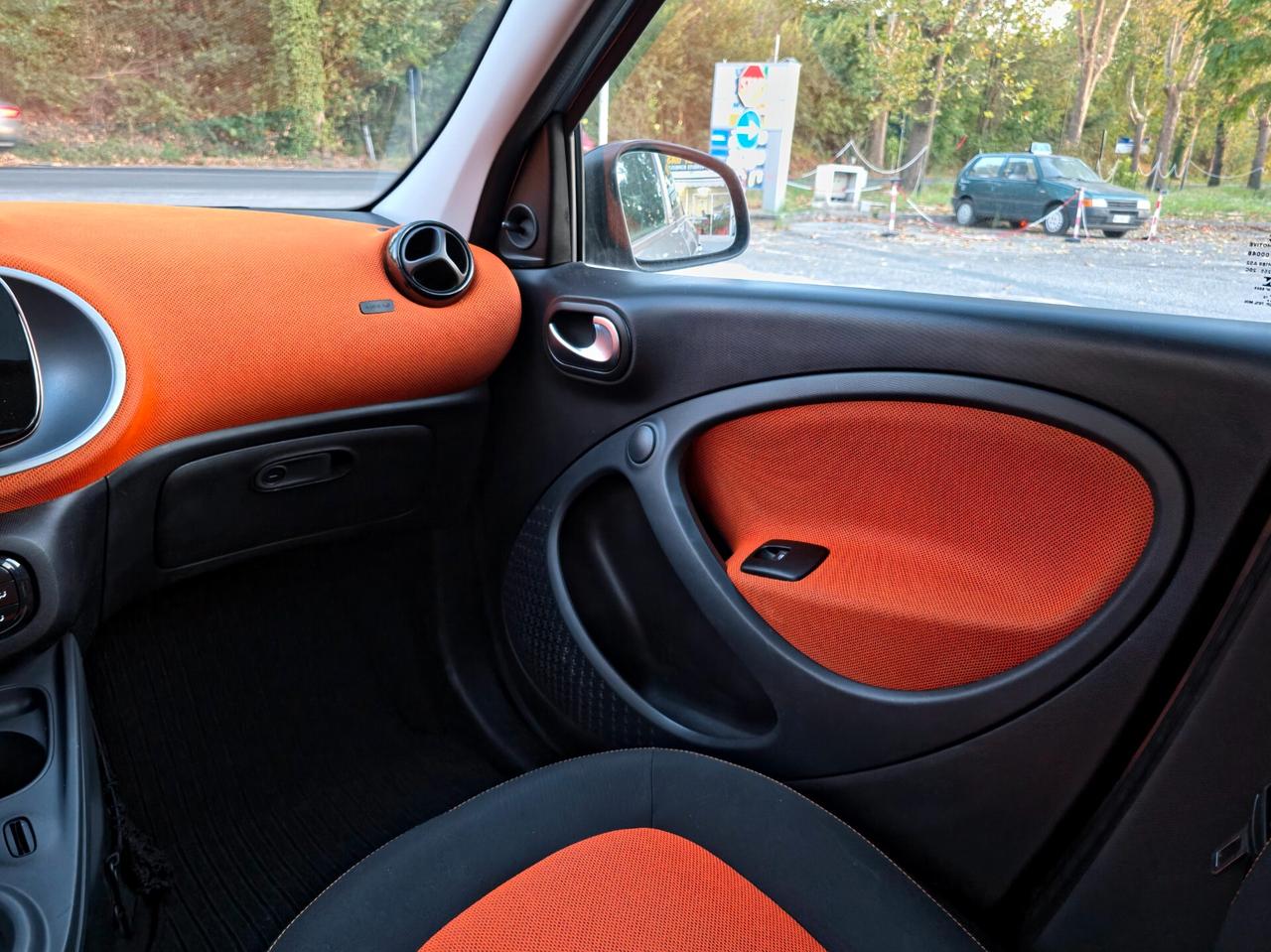 Smart ForFour 90 0.9 Turbo twinamic Prime E6 Automatico NEO 2016