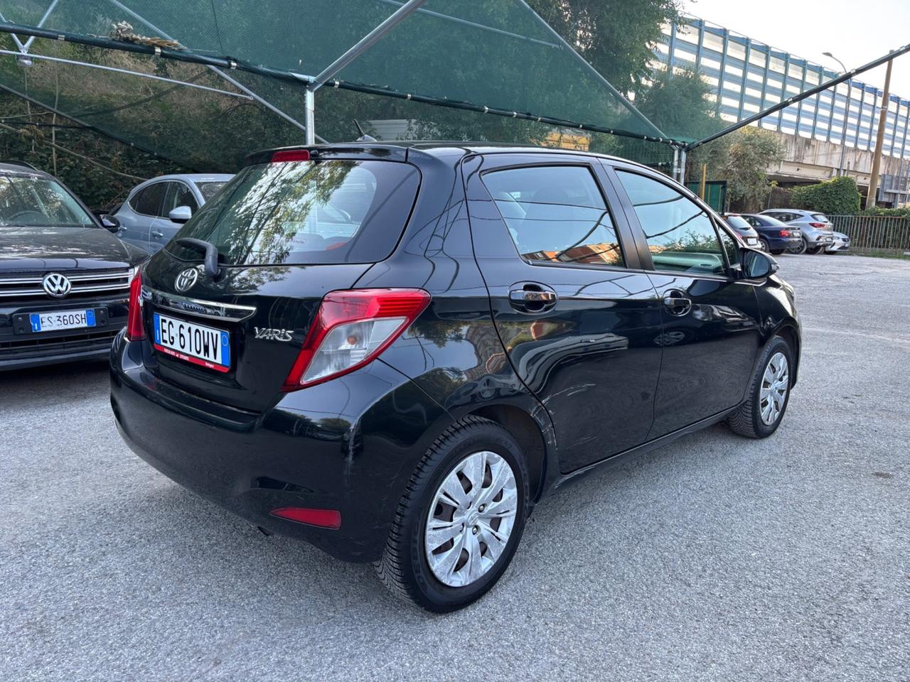 Toyota Yaris 1.0 5 porte Lounge OK NEOPATENTATI