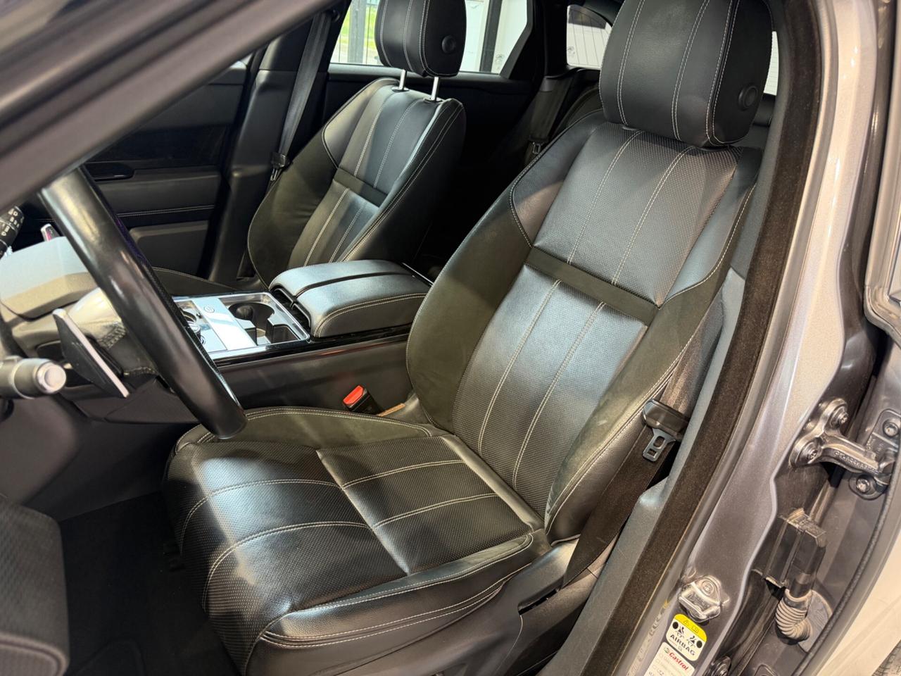 Range Rover Velar 2.0D I4 240 CV R-Dynamic HSE