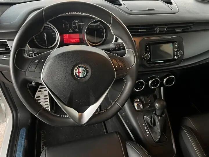 Alfa Romeo Giulietta 1750 Turbo TCT Quadrifoglio Verde