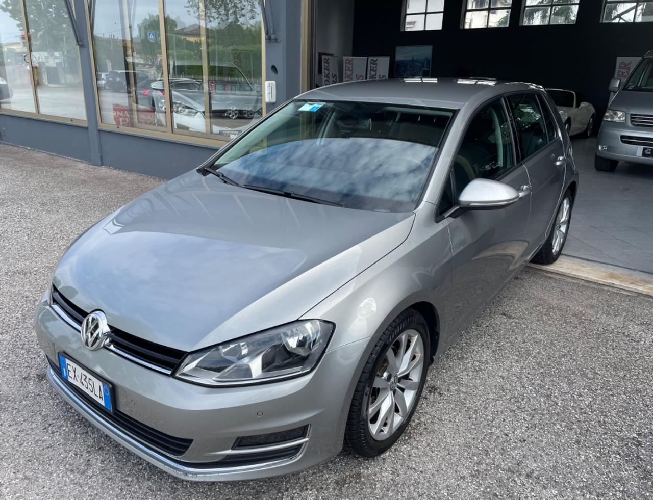 Volkswagen Golf 1.6 TDI DSG Highline BlueMotion Technology