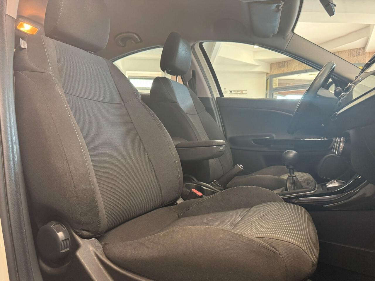 Alfa Romeo Giulietta 1.6 JTDm-2 105 CV Business