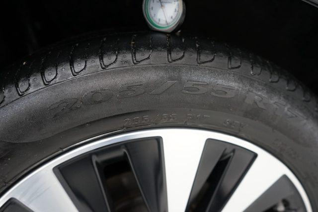 MERCEDES-BENZ A 180 d Automatic Business UFFICIALE UNIPROP.