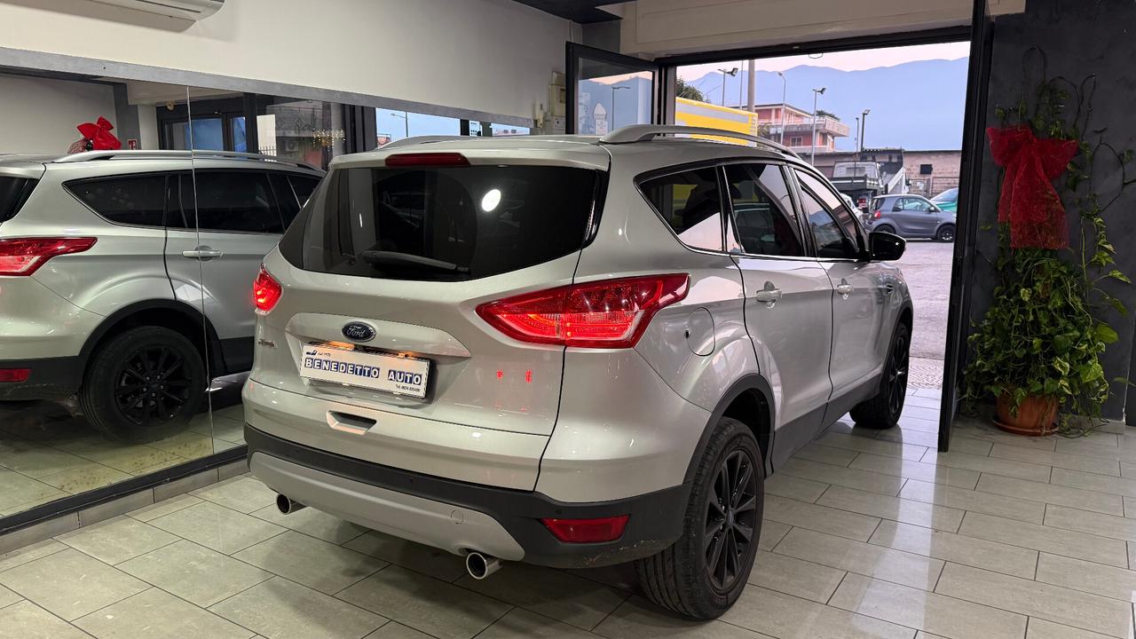 Ford Kuga 2.0 TDCI 150 CV PERFETTA