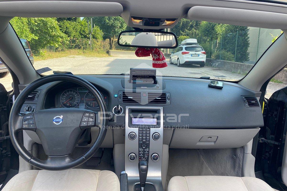 VOLVO C70 2.4 D5 20V Summum