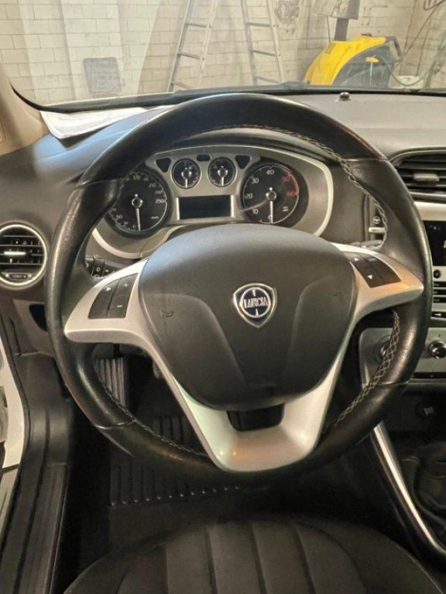 LANCIA Delta 1.6 MJT Gold