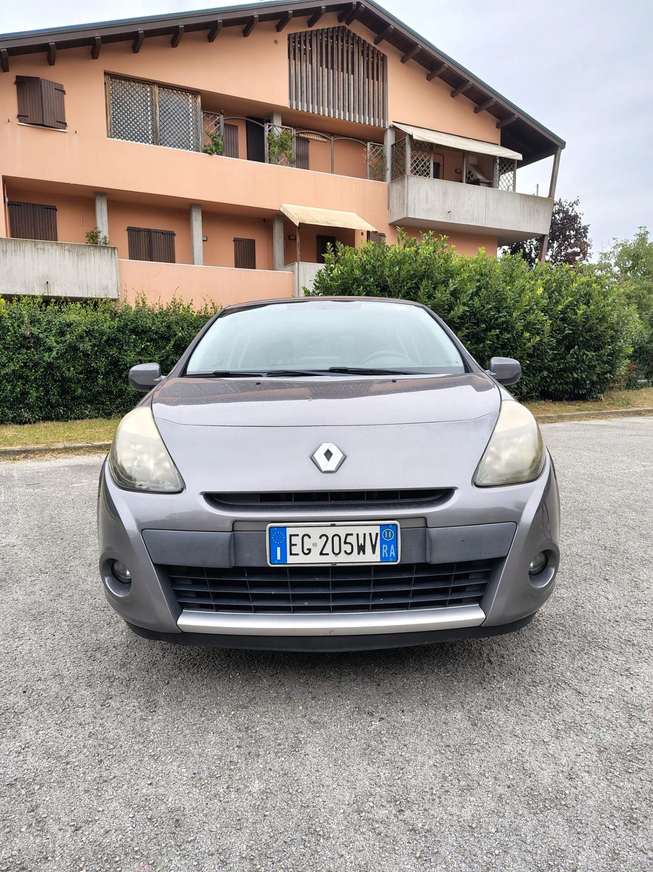 Renault Clio 1.2 16V 5 porte GPL Dynamique