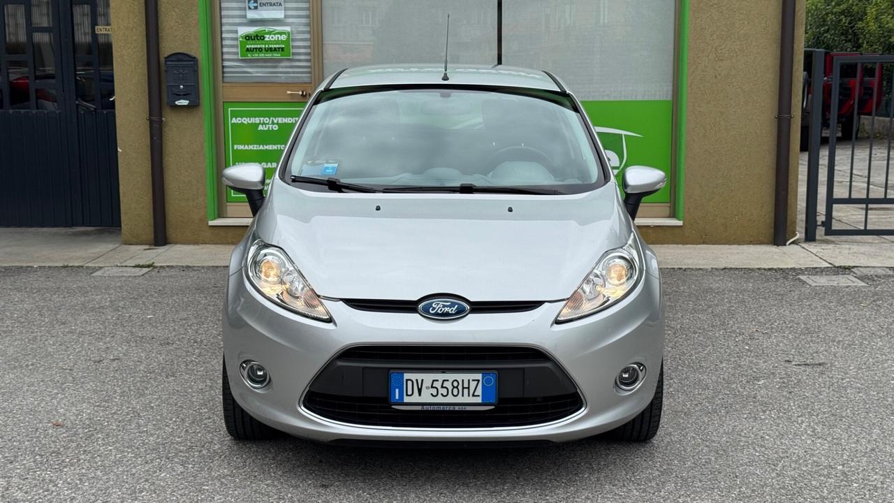 FORD FIESTA 1.2 – SOLO 71.700 KM NEOPATENTATI