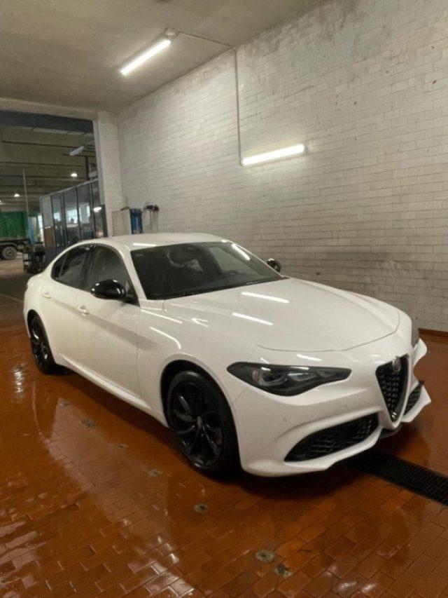 ALFA ROMEO Giulia 2.0 Turbo 280 CV AT8 AWD Q4 Competizione