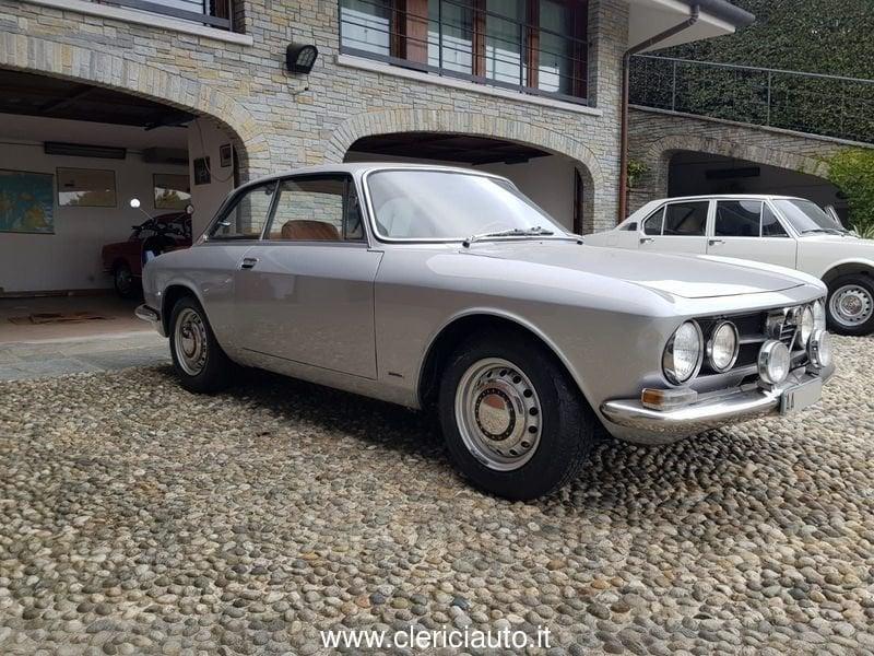 Alfa Romeo GT 1750 Veloce - Targa AA