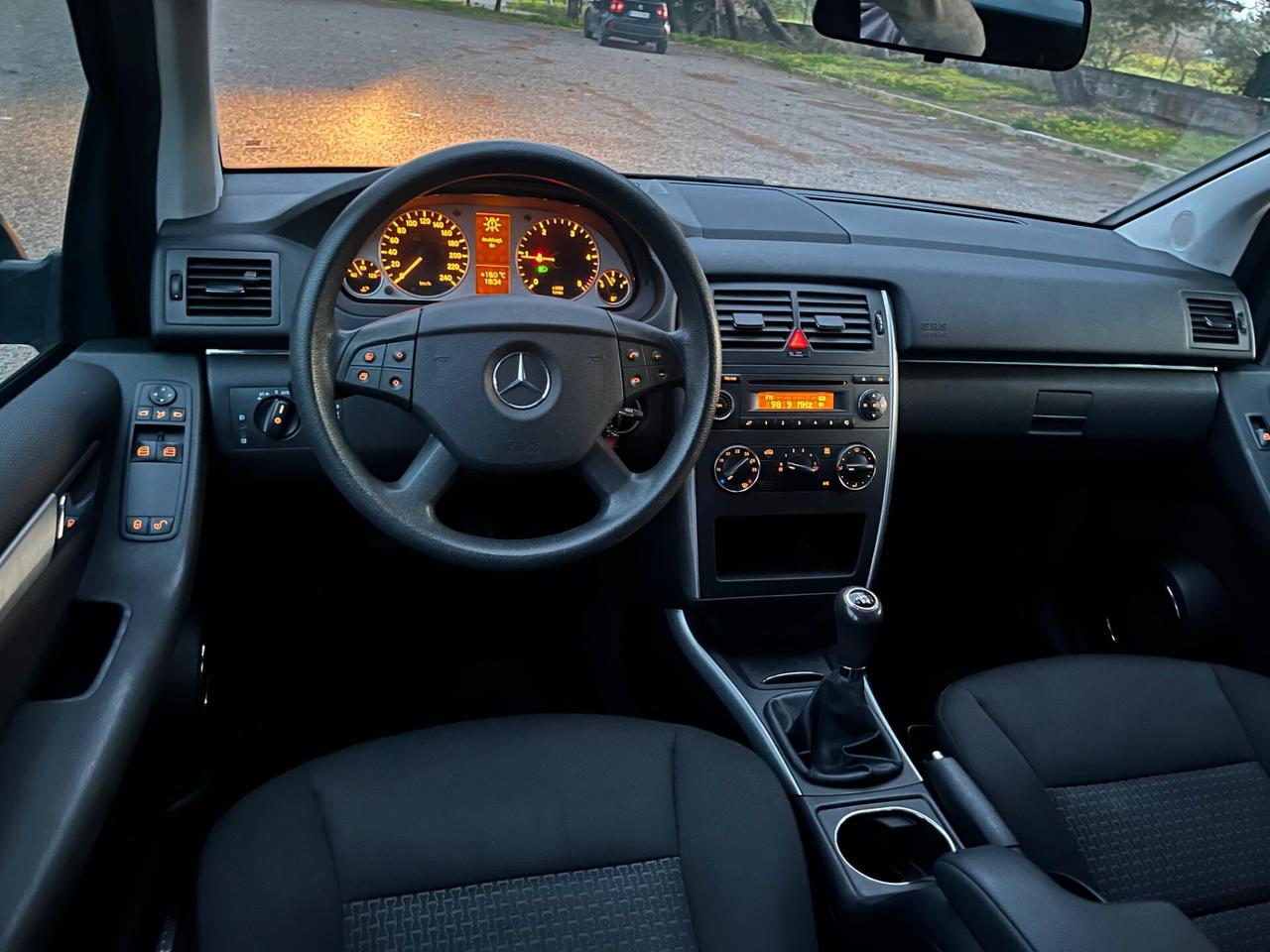 Mercedes Benz Classe B 180 CDI Executive 110CV