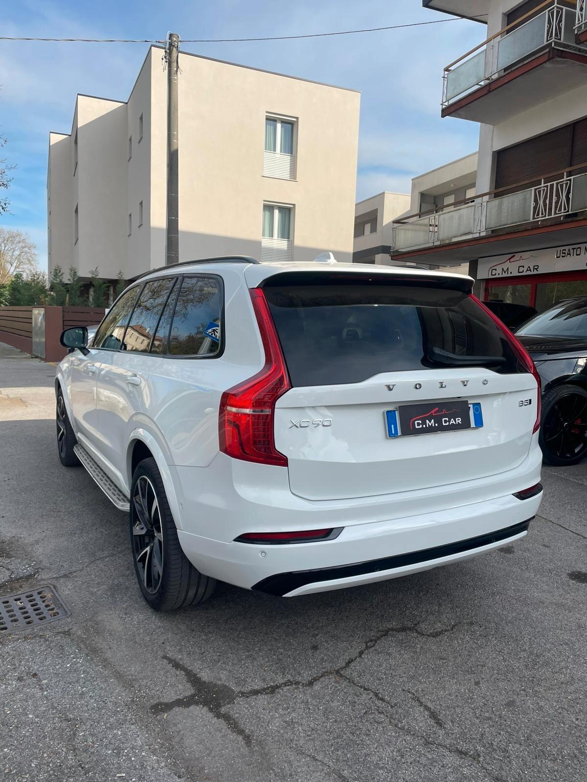 Volvo XC 90 XC90 B5 (d) AWD automatico 7 posti Ultimate Dark