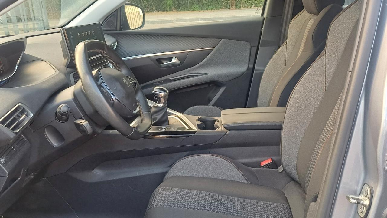 Peugeot 3008 BlueHDi 130 S&S Active