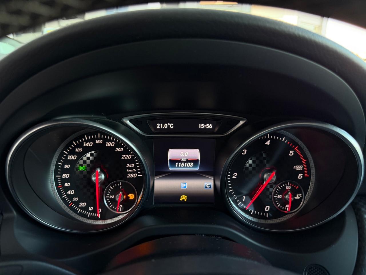 Mercedes A 200 d Sport Euro6 Neopatentati RED-LINE