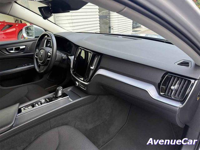 VOLVO V60 Cross Country 2.0 b4 Business Pro awd CERCHI 20' TELECAMERA POST