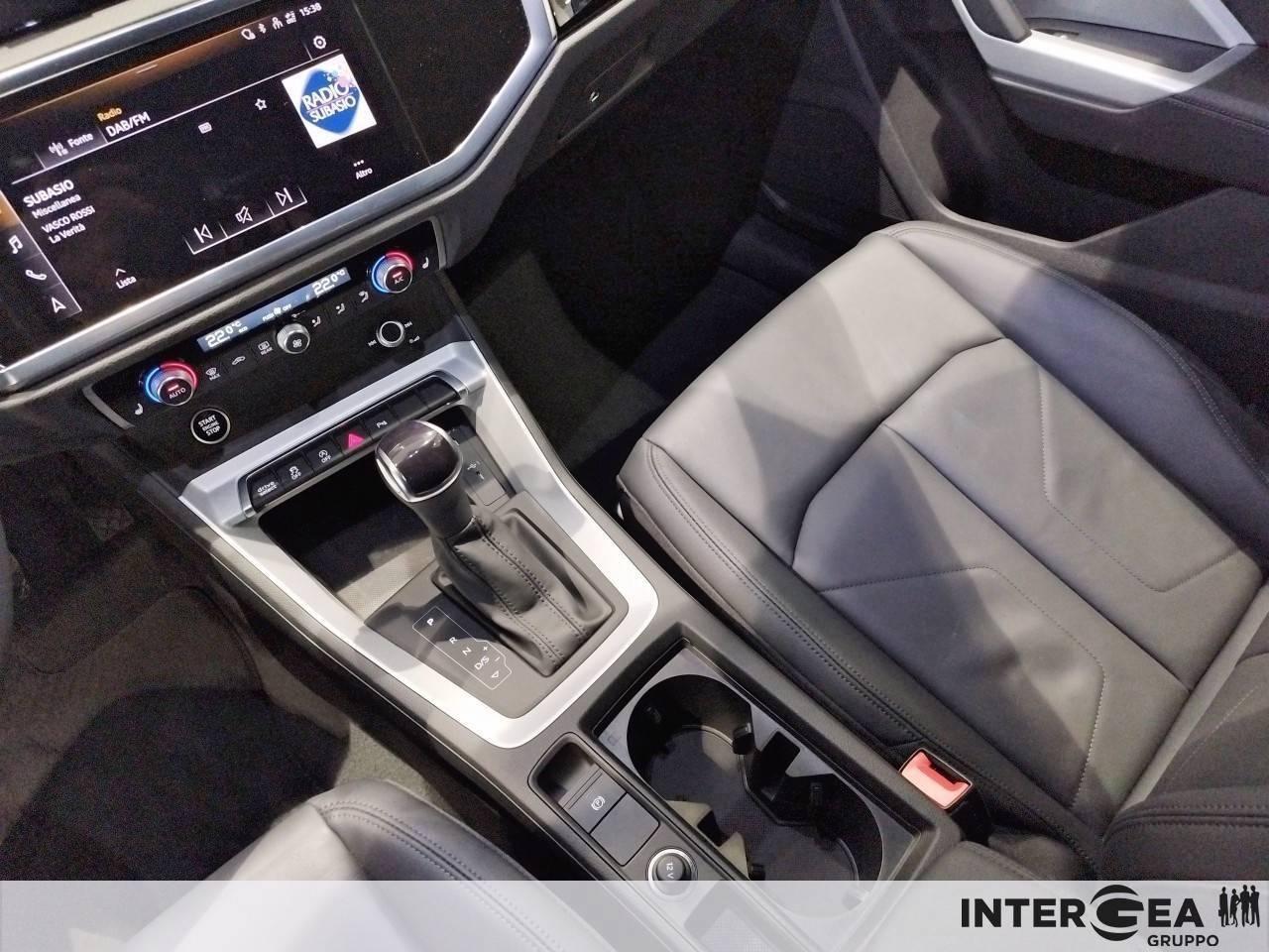 AUDI Q3 Sportback 35 2.0 tdi S line edition s-tronic