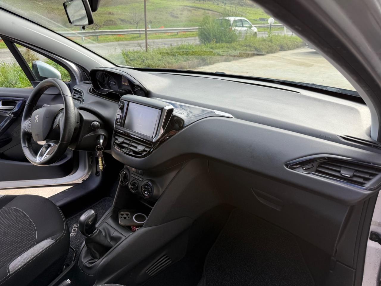 Peugeot 208 neopatentati