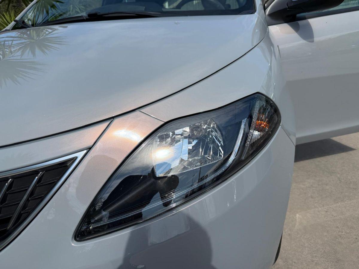 LANCIA - Ypsilon - 1.0 FireFly 5p.S&S Hyb. Eco A.F.