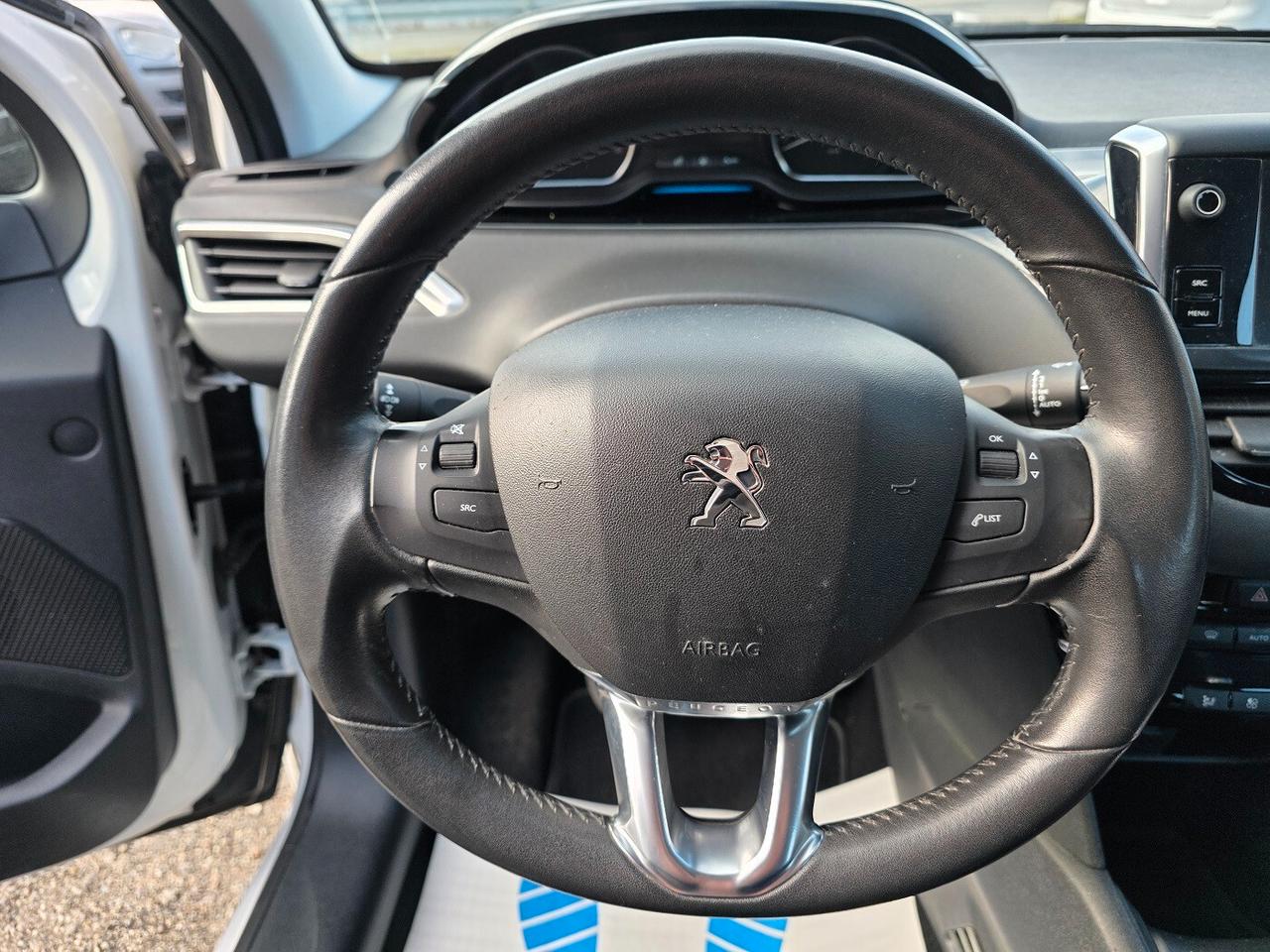 Peugeot 208 1.6 BlueHDi UNICO PROPRIETARIO