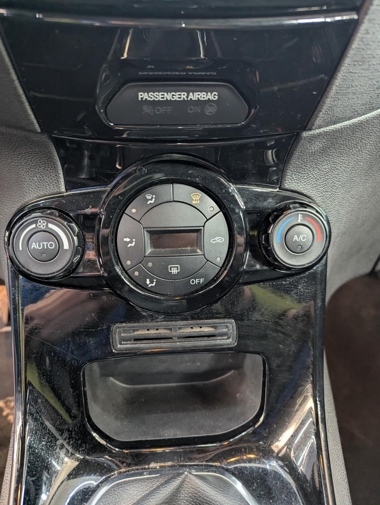 Ford Fiesta 1.2 Neopatentati