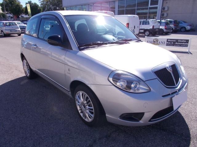 LANCIA Ypsilon Ypsilon 1.2 69 CV Diva