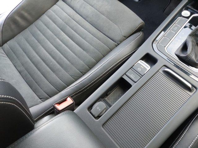 VOLKSWAGEN Passat Variant 1.5 TSI ACT DSG Business Aziendale poss legge 104