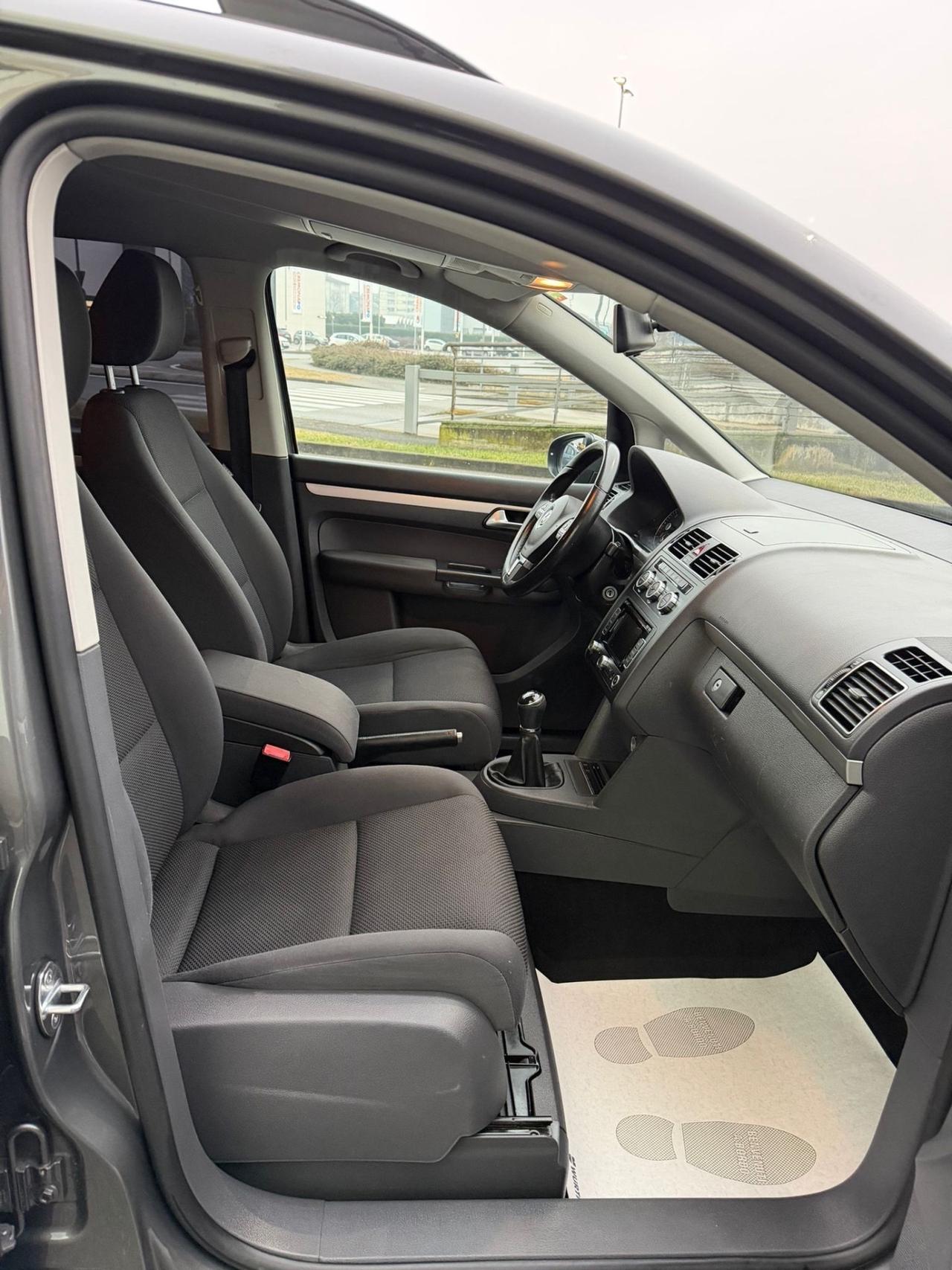 Volkswagen Touran Business 1.6 TDI Comfortline BMT