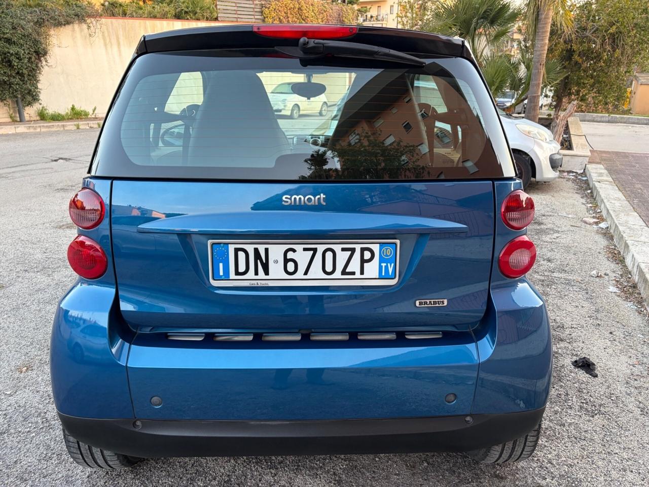 Smart ForTwo 1.0 benz ideale per neopatentati