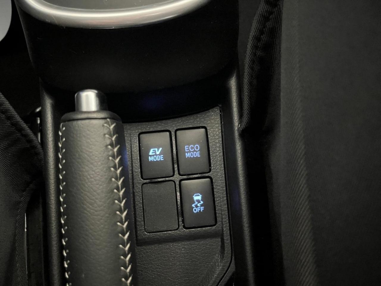 Toyota Yaris 5p 1.5h active