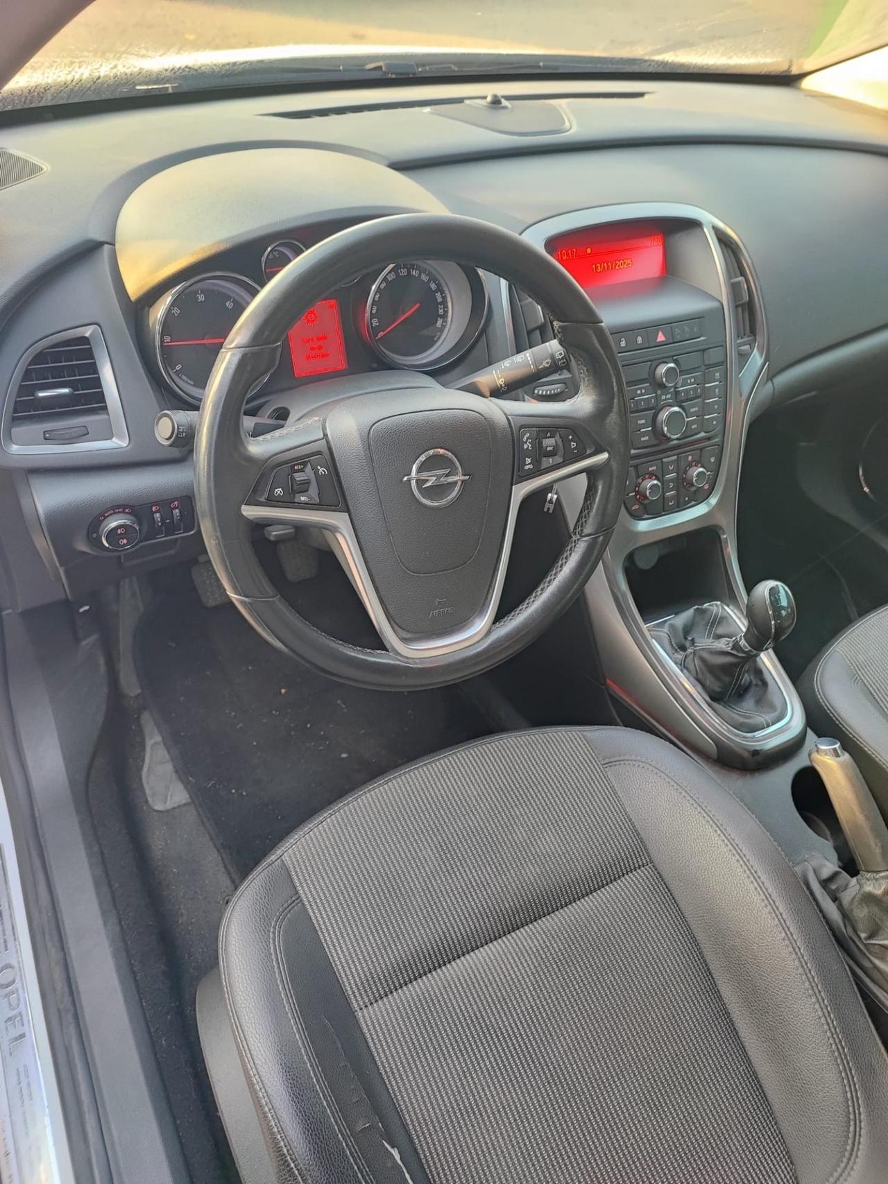 Opel Astra 1.7 CDTI 110CV Sports Tourer Cosmo