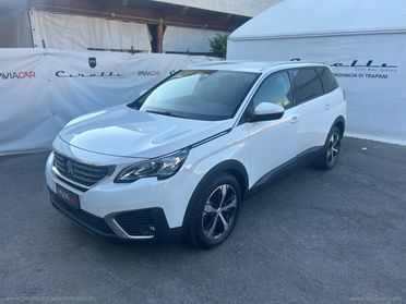 PEUGEOT 5008 BlueHDi 130 S&S EAT8 Business
