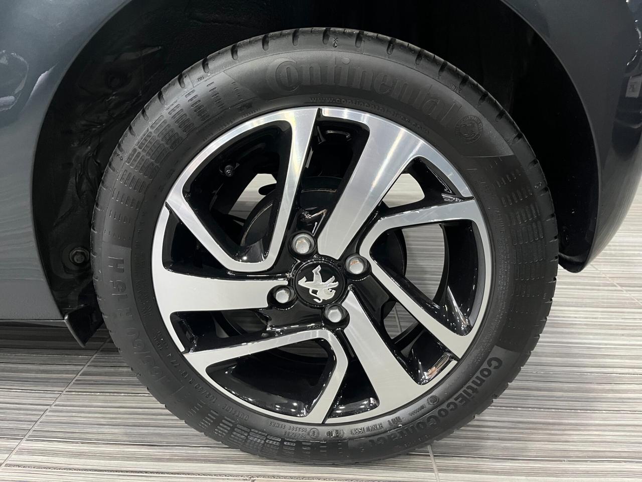 Peugeot 108 1.0 VTi 69cv 3p Allure Top! Cabrio