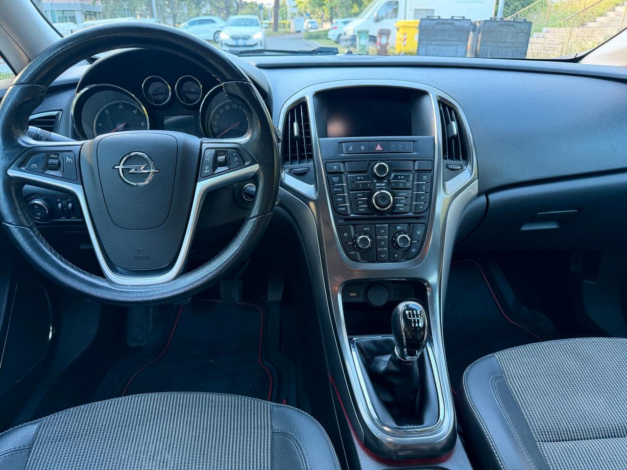 Opel Astra 1.7 CDTI 110CV Cosmo OK NEOPATENTATI