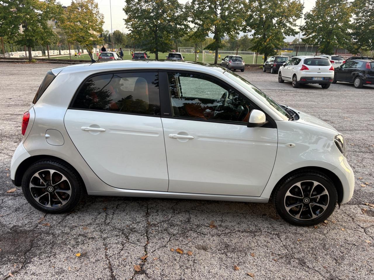 Smart ForFour 1.0 BENZ/GPL*2014”PASSION”