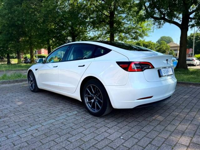 Tesla Model 3 Standard rwd Plus