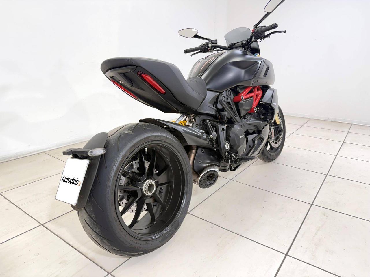 DUCATI Diavel 1260 S Total black